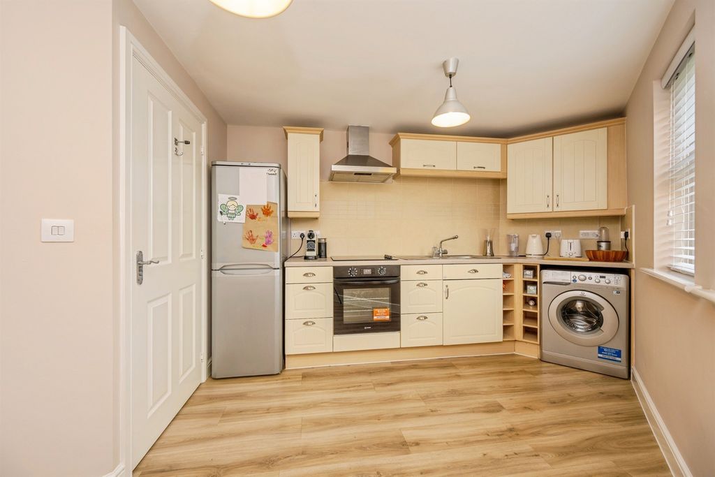 Additional image 5 of 2 bed flat for saleWildhay Brook, Hilton, Derby DE65