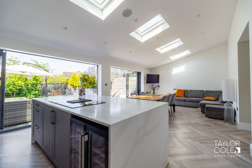 Additional image 7 of 3 bed semi-detached house for saleComberford Road, Tamworth B79
