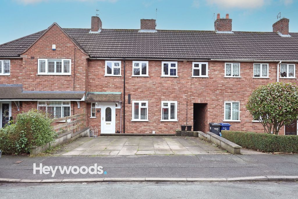 4 bed terraced house for saleEarls Drive, Clayton, Newcastle Under Lyme ST5