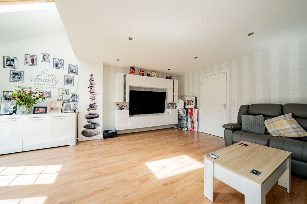Additional image 5 of 3 bed end terrace house for saleGreetham Way, Syston, Leicestershire LE7