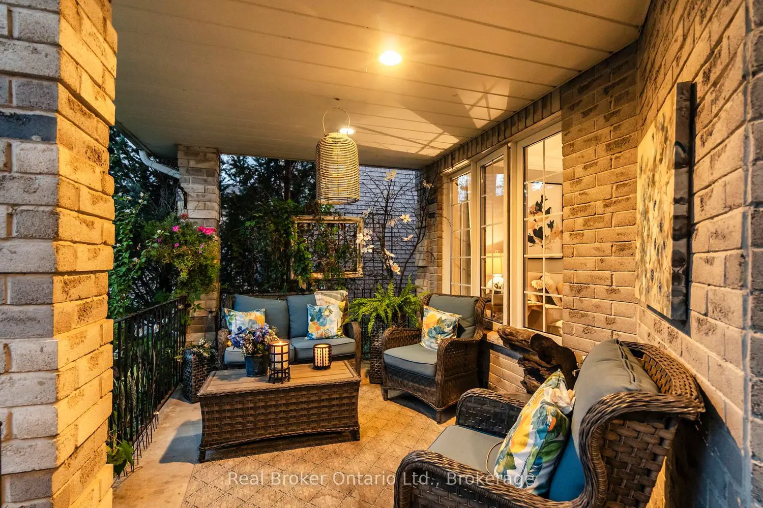 136 Birchwood Drive photo 2