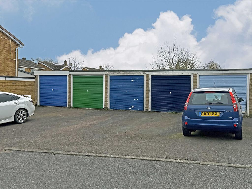 Additional image 11 of 3 bed semi-detached house for saleMelrose Close, Stamford PE9