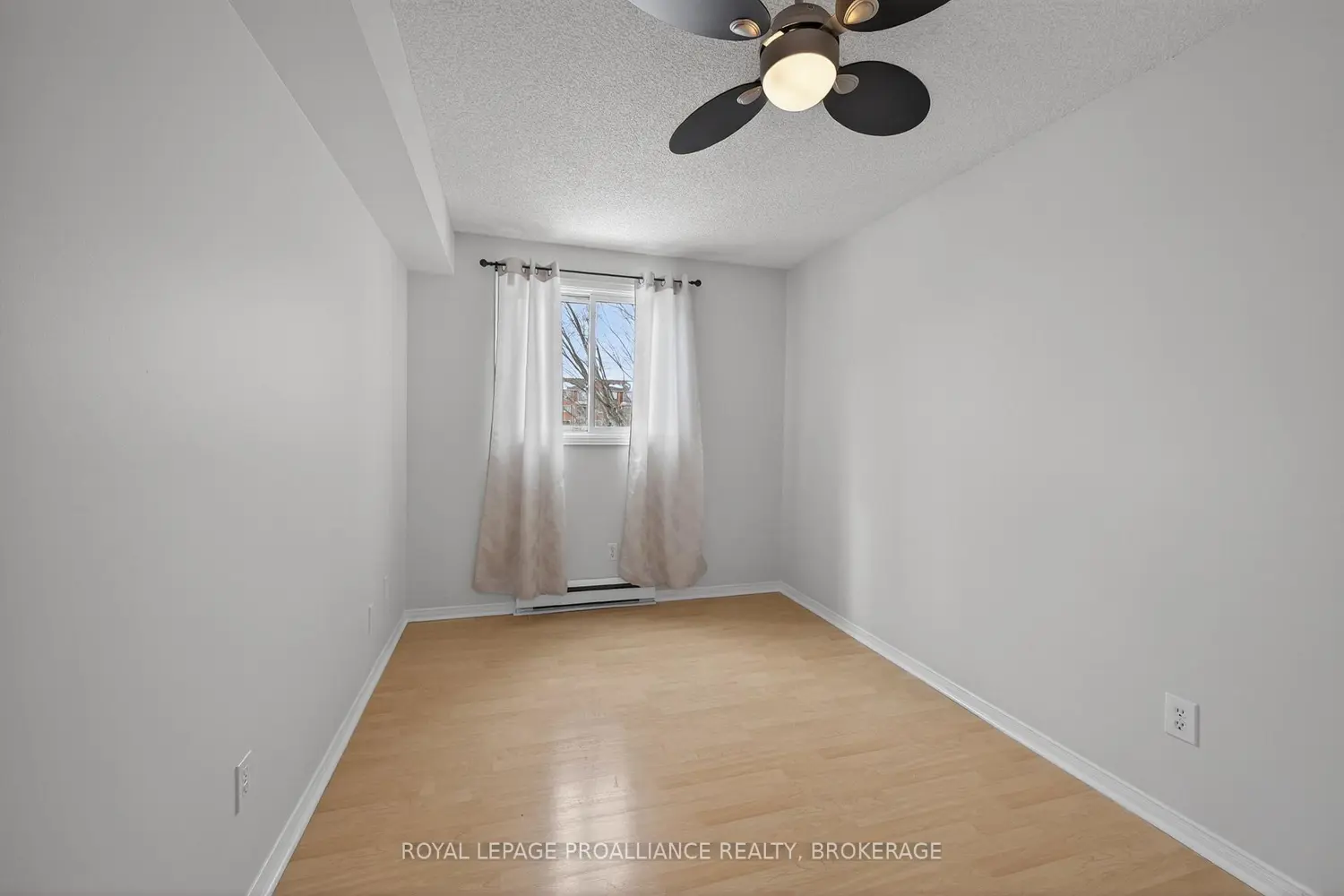 Additional image 9 of 310 Kingsdale Avenue 313