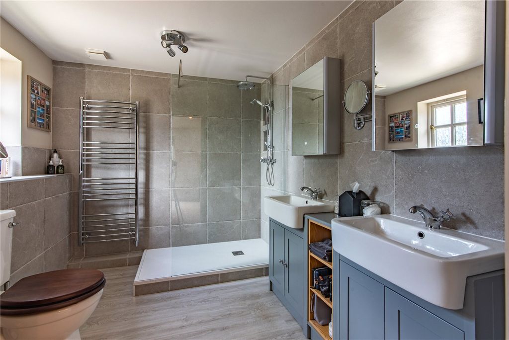 Additional image 17 of 4 bed detached house for saleOld Battens Barn, Ermin Street, Lambourn Woodlands, Hungerford RG17