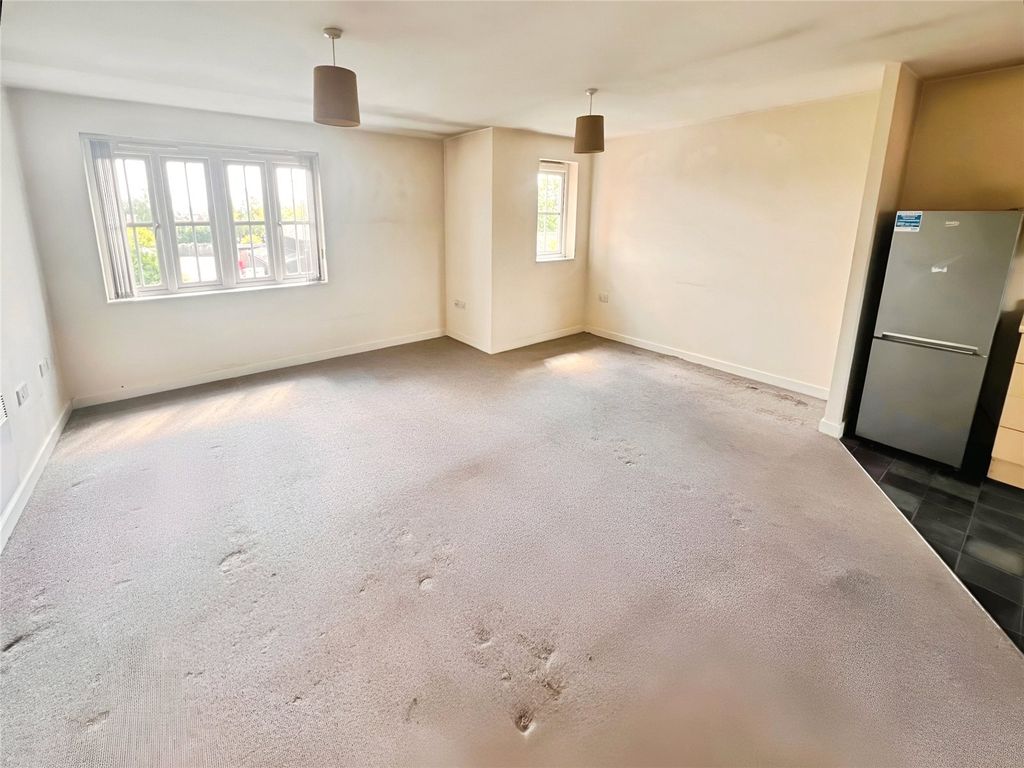 Additional image 3 of 2 bed flat for saleHendeley Court, Burton-On-Trent, Staffordshire DE14