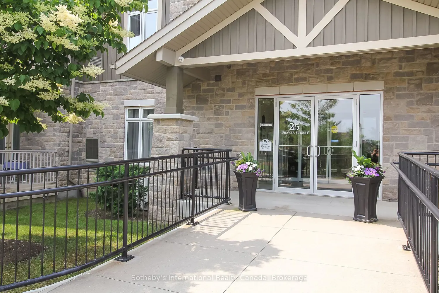 25 Beaver Street 308 photo 2