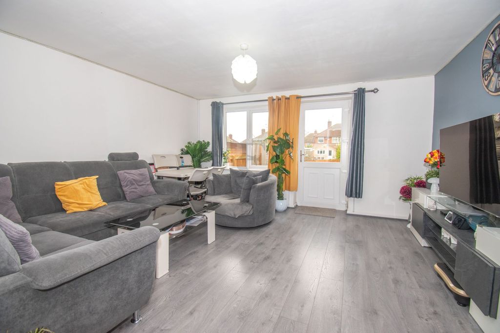 Additional image 2 of 2 bed semi-detached house for saleAbelia Close, Leicester LE5