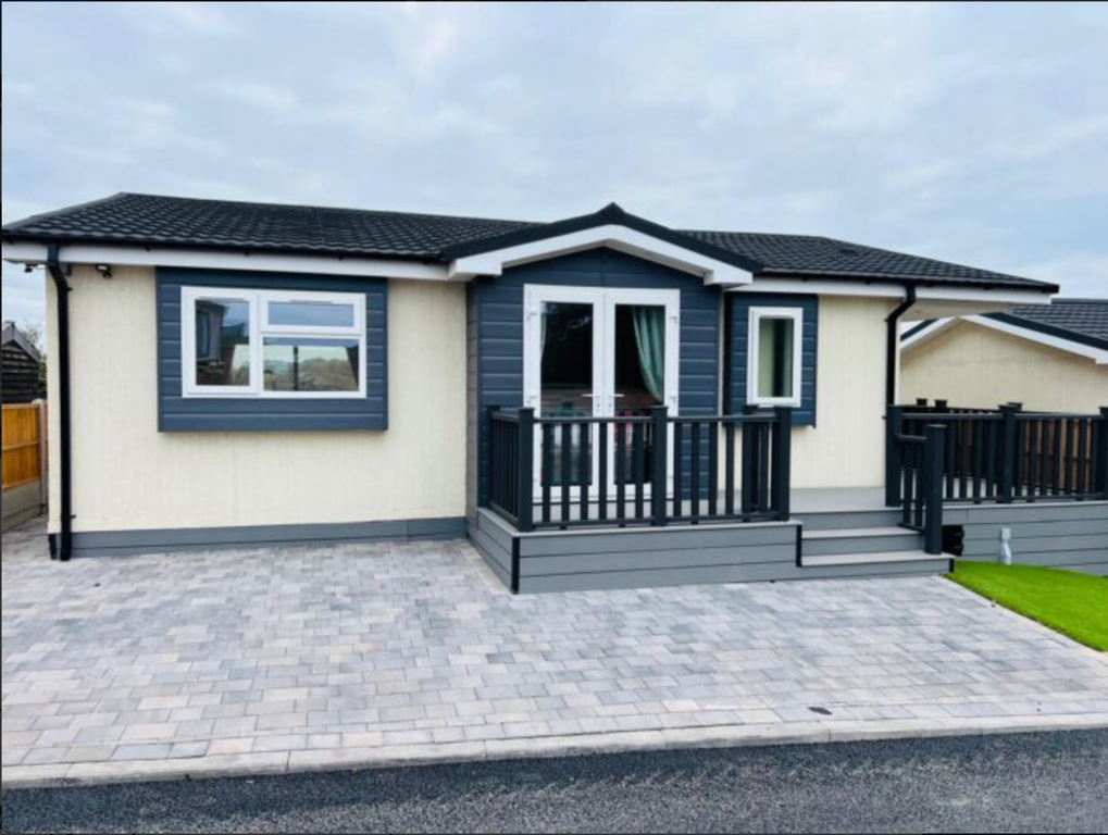 2 bed lodge for saleDigbeth Lane, Claverley, Wolverhampton WV5