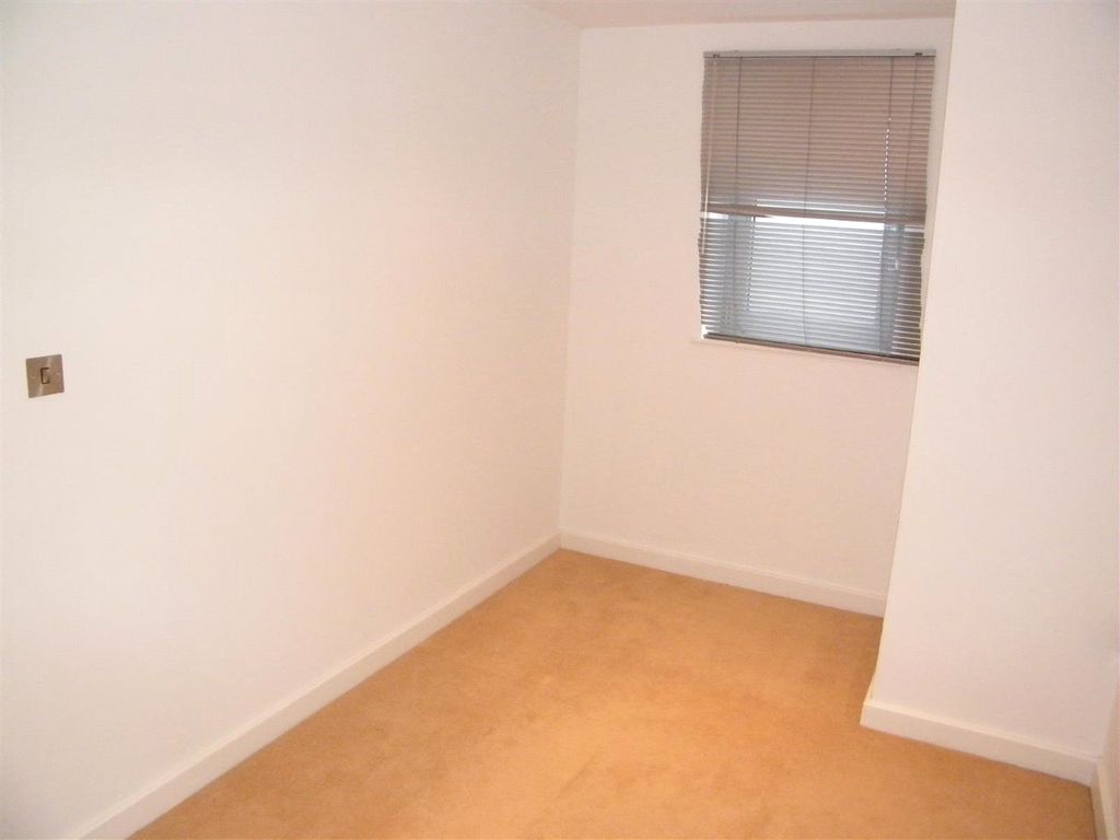 Additional image 6 of 2 bed flat for saleThe Horizon, 2 Navigation Street, Leicester LE1
