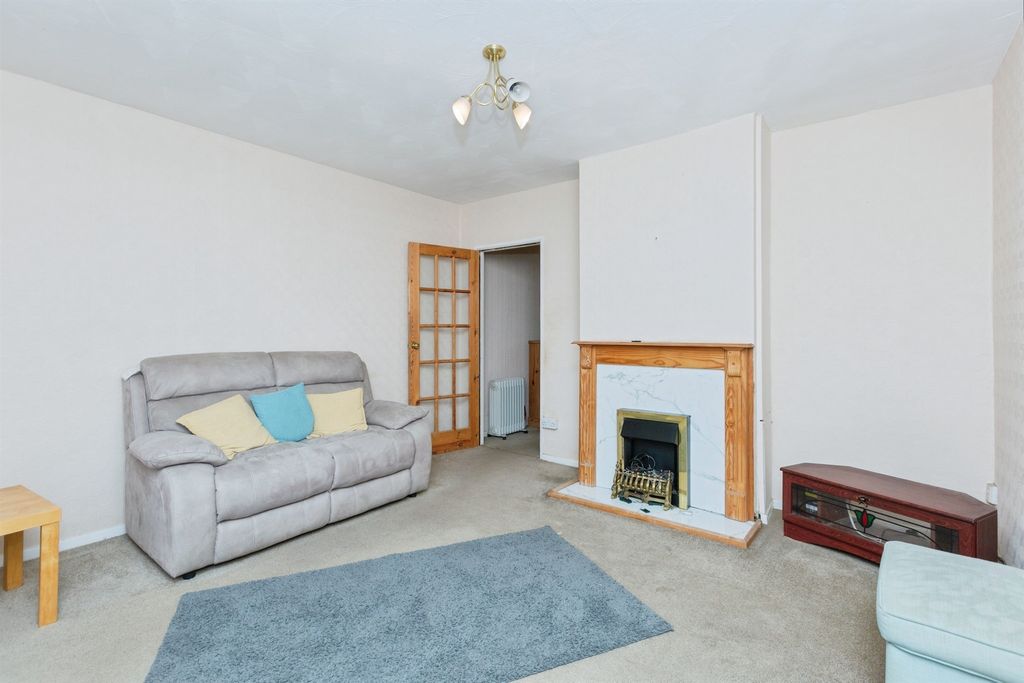 Additional image 3 of 3 bed semi-detached house for saleSelby Avenue, Leicester LE5