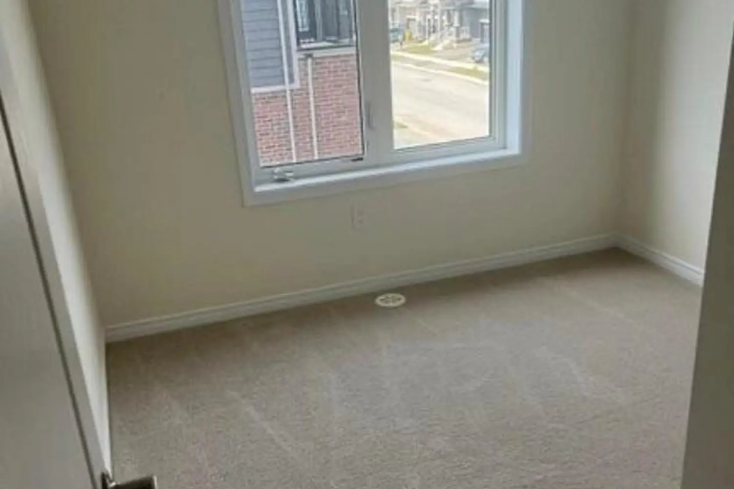 4 Baskett Drive photo 4