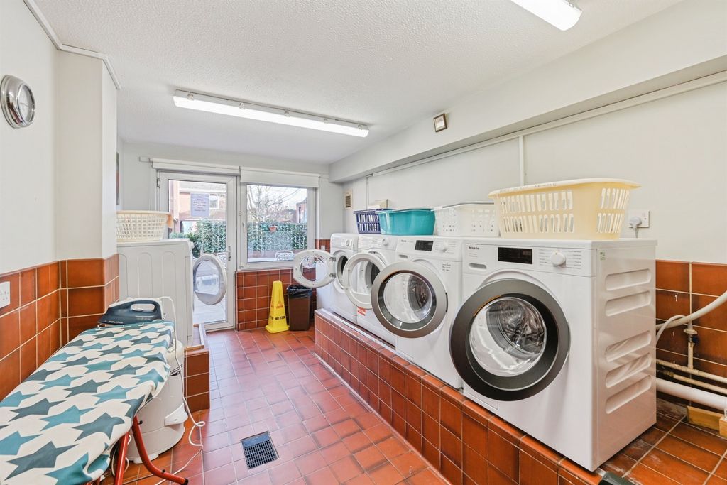 Additional image 11 of 1 bed flat for saleCastle Dyke, Lichfield WS13
