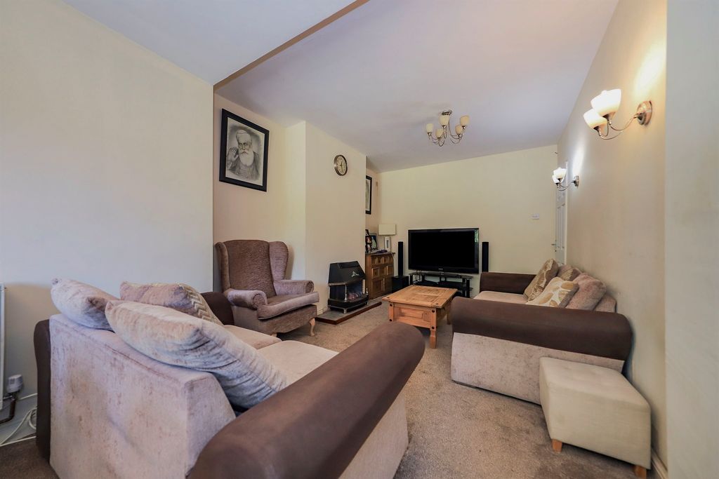 Additional image 7 of 3 bed semi-detached house for saleWarstones Road, Penn, Wolverhampton WV4