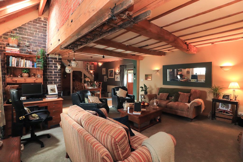 Additional image 5 of 3 bed barn conversion for saleWigginton, Tamworth B79