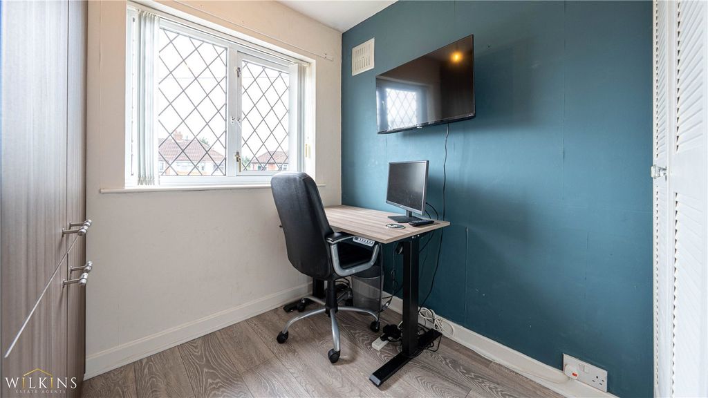 Additional image 15 of 3 bed semi-detached house for saleYenton Close, Tamworth, Staffordshire B78