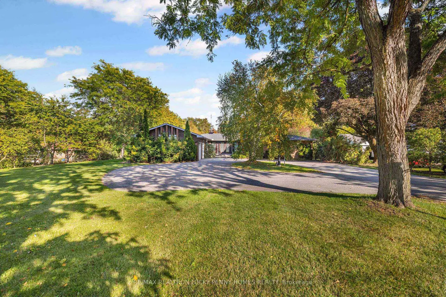 Additional image 3 of 9799 Warden Avenue