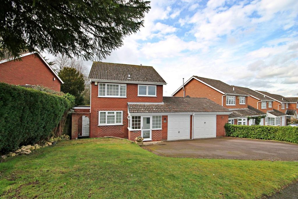 3 bed detached house for saleWigford Road, Dosthill, Tamworth B77