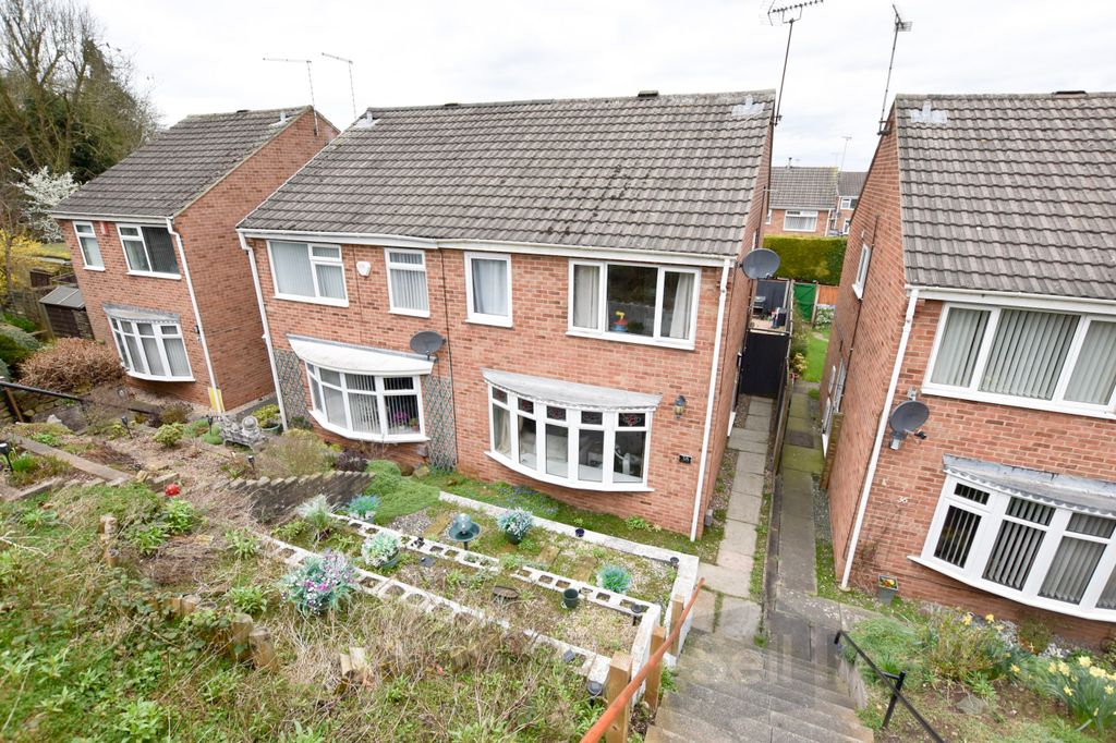 3 bed semi-detached house for saleField Lane, Burton-On-Trent, Staffordshire DE13
