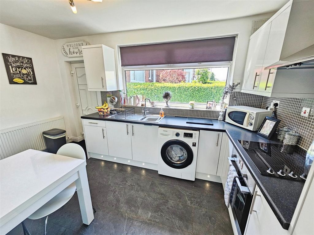 Additional image 7 of 2 bed detached bungalow for saleBiddulph Road, Chell, Stoke-On-Trent ST6