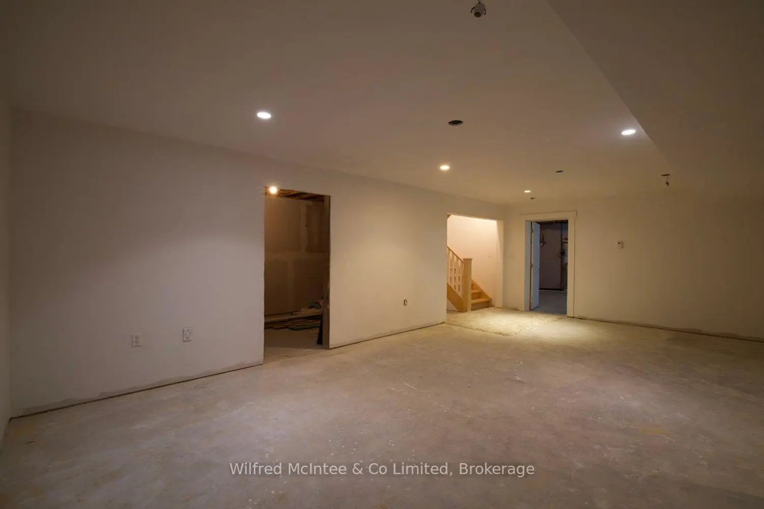 Additional image 13 of 545 Eckford Avenue