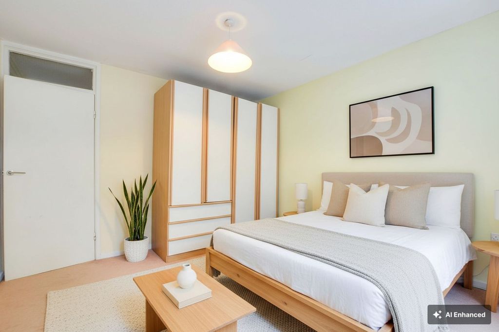 Additional image 5 of 1 bed flat for saleChestnut House, Knighton Drive, Stoneygate, Leicester LE2