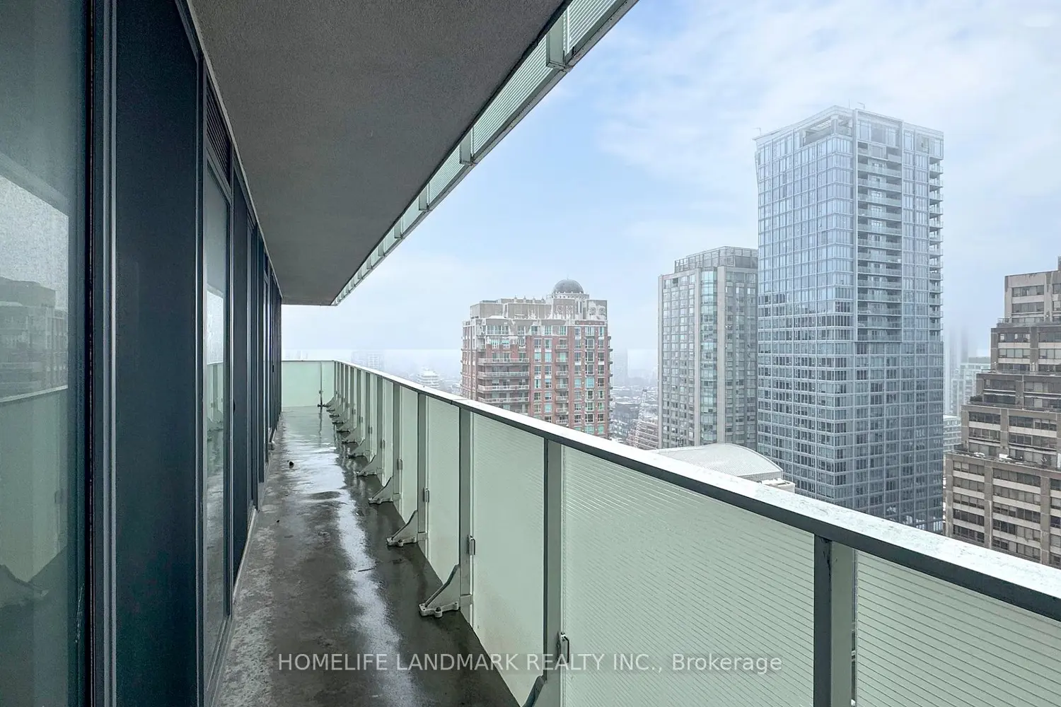 Additional image 16 of 200 Bloor Street 2305