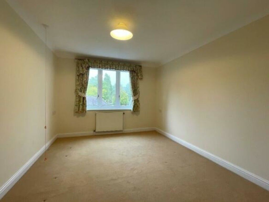 Additional image 8 of 2 bed flat for saleFour Oaks Road, Four Oaks, Sutton Coldfield B74