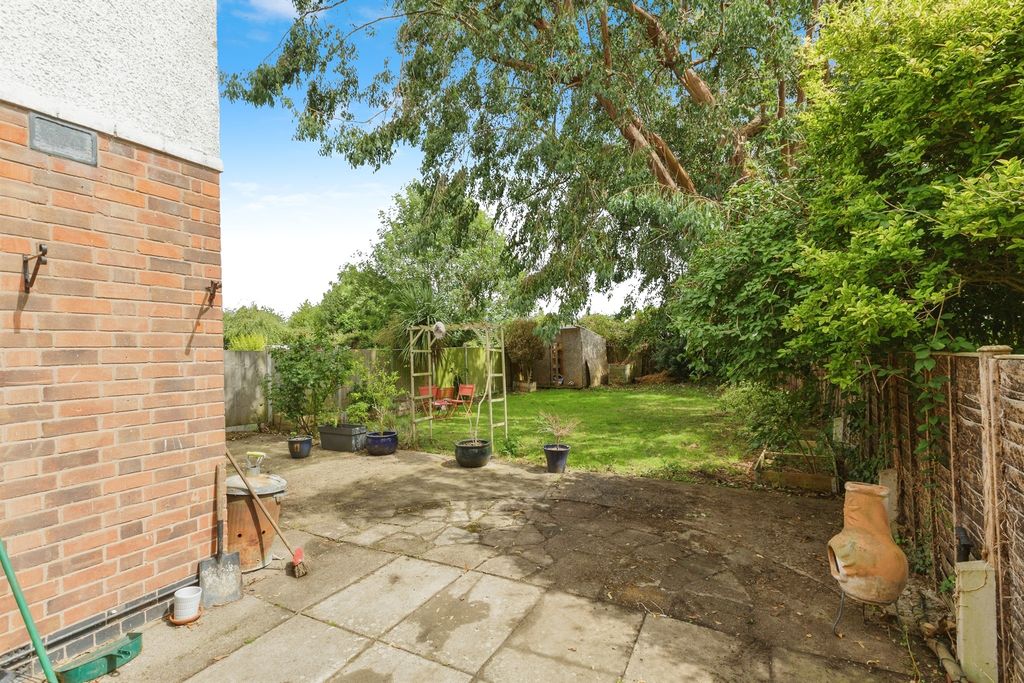 Additional image 17 of 4 bed semi-detached house for saleSpencefield Lane, Leicester LE5