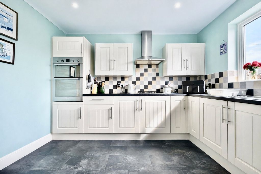 Additional image 6 of 3 bed semi-detached house for saleMancetter Road, Atherstone, Warwickshire CV9