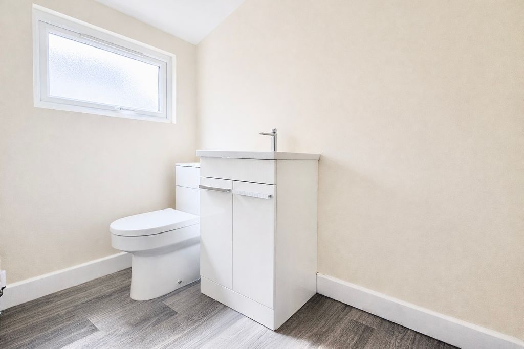 Additional image 6 of 3 bed terraced house for saleSt. Peters Street, Syston, Leicester LE7