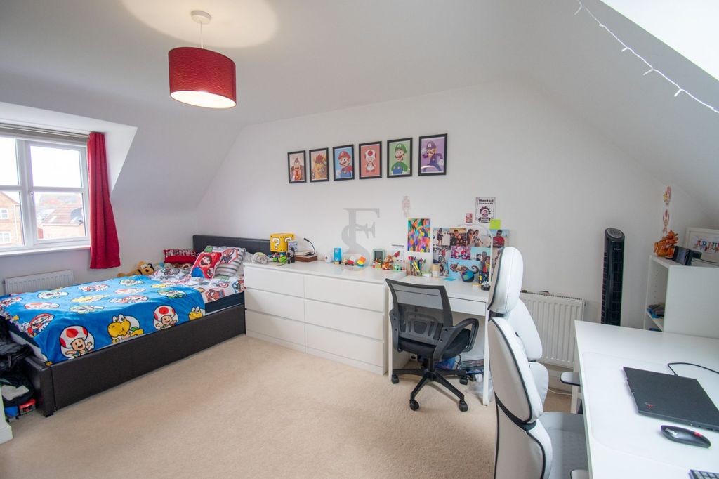 Additional image 12 of 4 bed detached house for saleSaxthorpe Road, Hamilton LE5