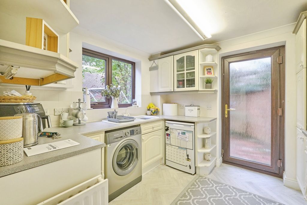 Additional image 7 of 3 bed detached house for saleBromwich Drive, Fradley, Staffordshire WS13