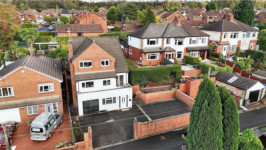 4 bed detached house for saleStar & Garter Road, Stoke-On-Trent ST3