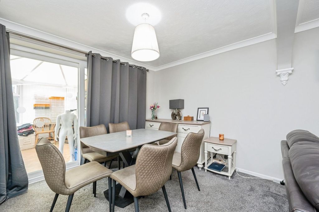 Additional image 5 of 3 bed semi-detached house for saleDama Road, Fazeley, Tamworth B78