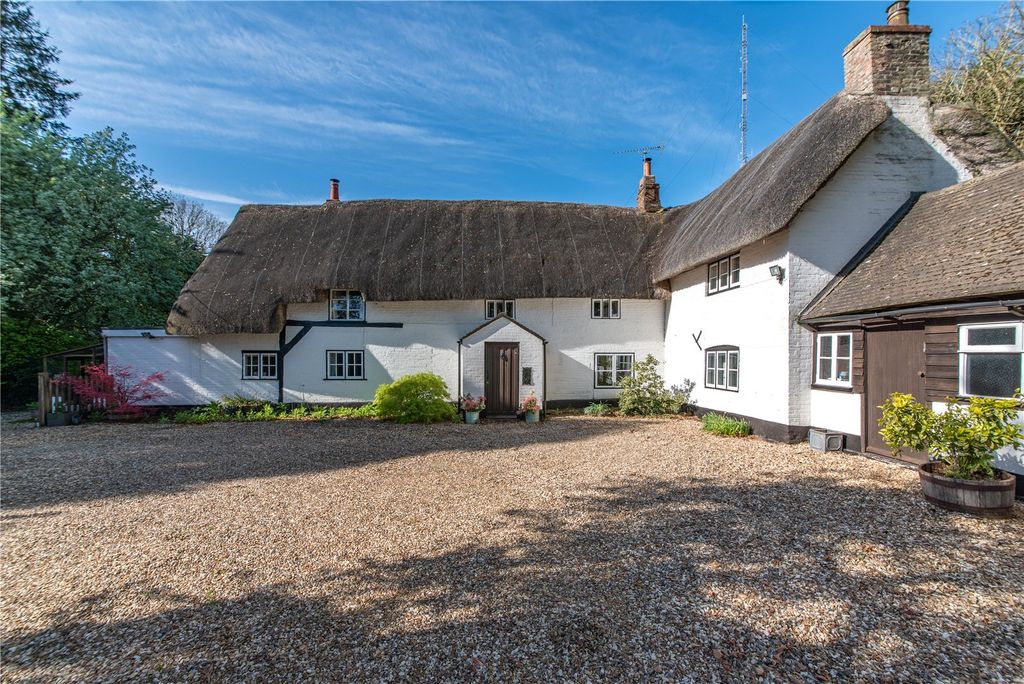 3 bed detached house for saleErmin Street, Lambourn Woodlands, Hungerford, Berkshire RG17