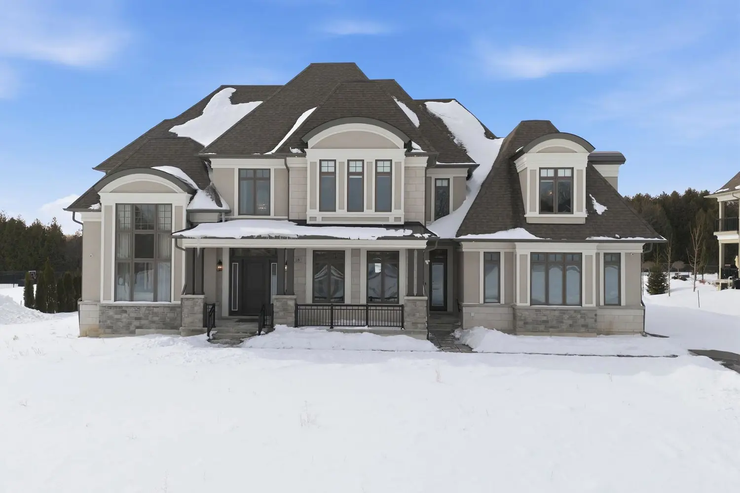 18 Dexshire Drive