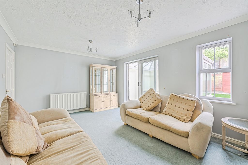 Additional image 4 of 4 bed detached house for saleOrkney Drive, Wilnecote, Tamworth B77