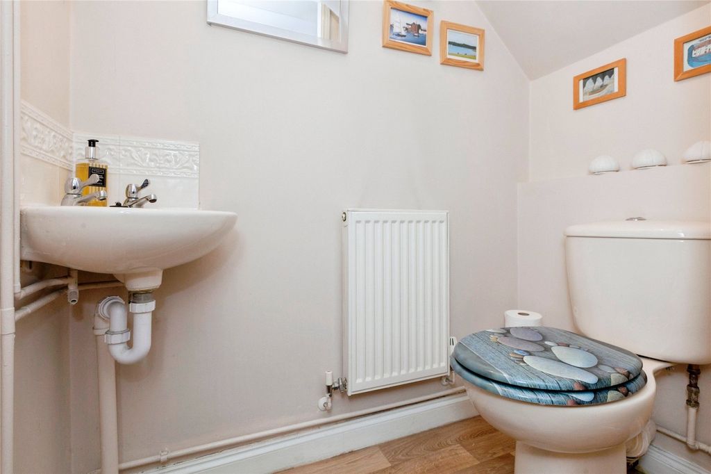 Additional image 16 of 4 bed detached house for saleBridgemere Close, Glen Parva, Leicestershire LE2