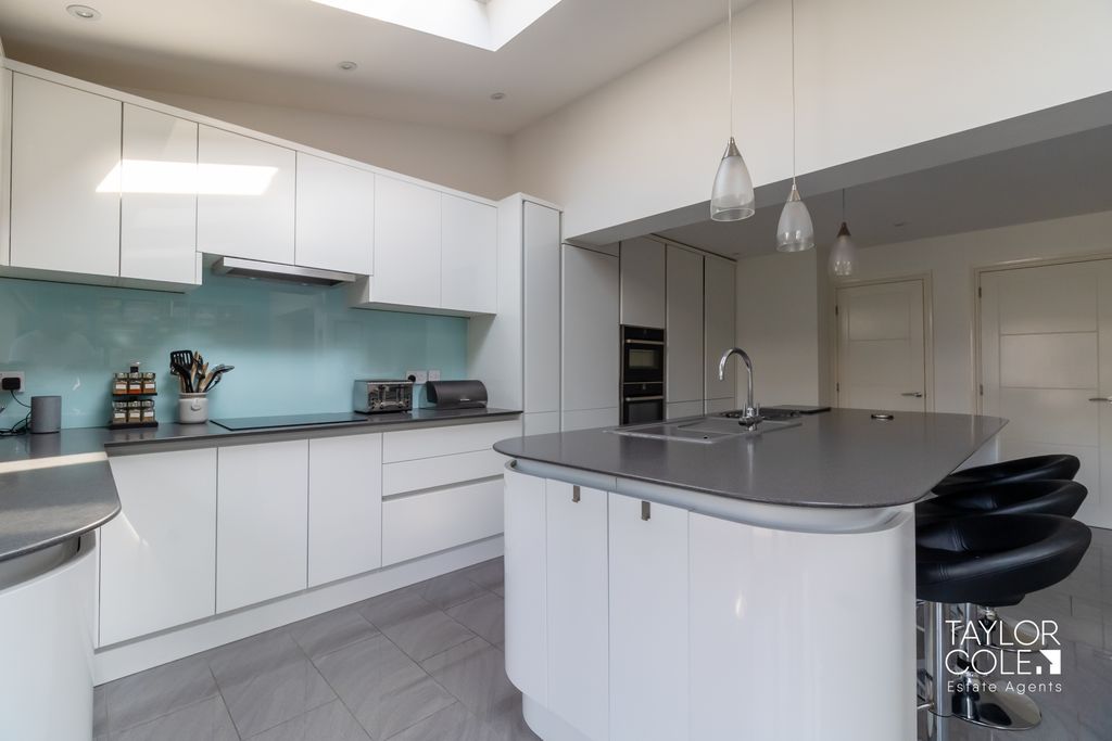 Additional image 11 of 4 bed detached house for saleCumberland Drive, Tamworth B78