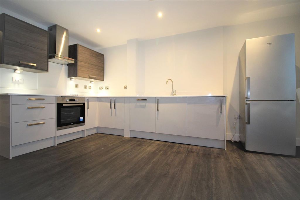 Additional image 4 of 2 bed flat for saleAgin Court, Charles Street, Leicester LE1