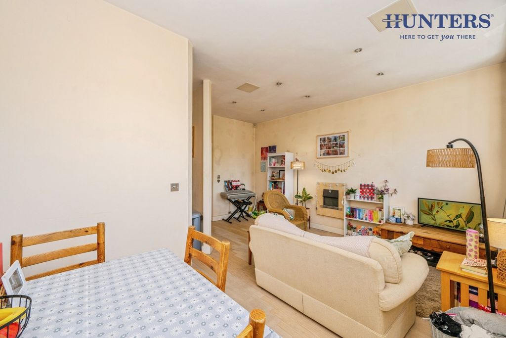 Additional image 5 of 1 bed flat for saleSandford Street, Lichfield WS13