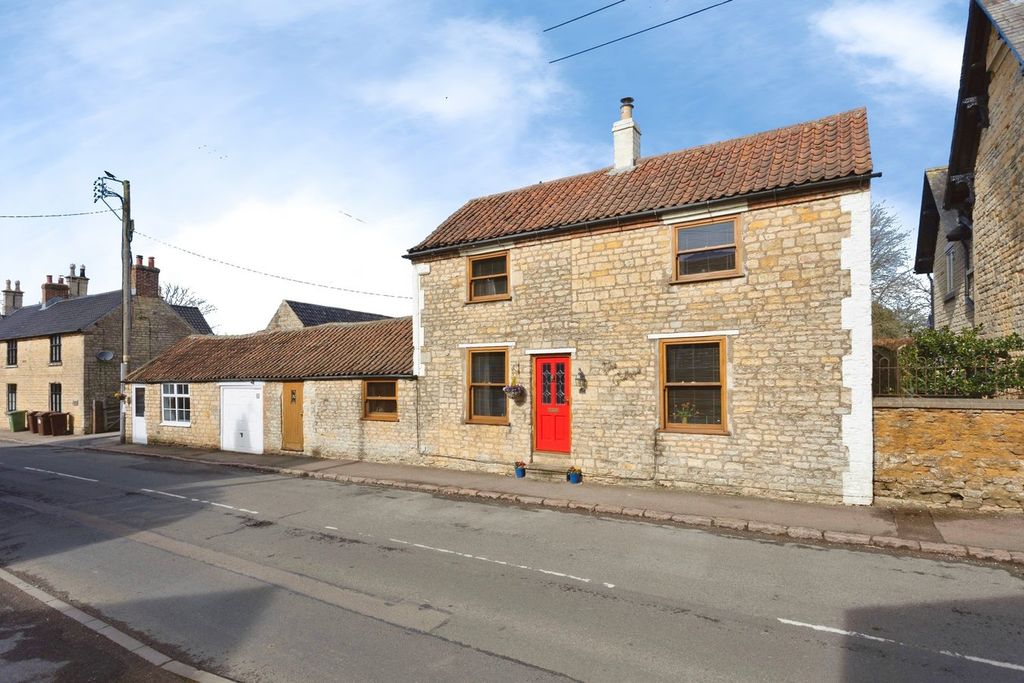 4 bed detached house for saleHigh Street, Waltham On The Wolds, Melton Mowbray LE14
