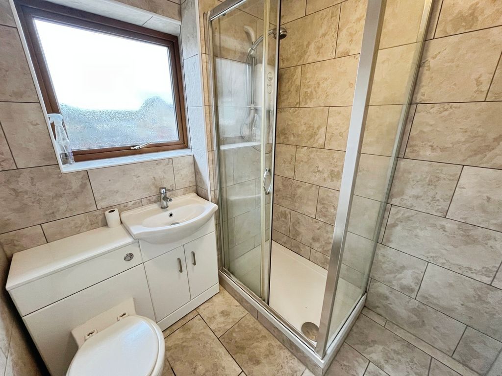 Additional image 8 of 4 bed semi-detached house for saleBlue Gates Road, Leicester, Leicestershire LE4
