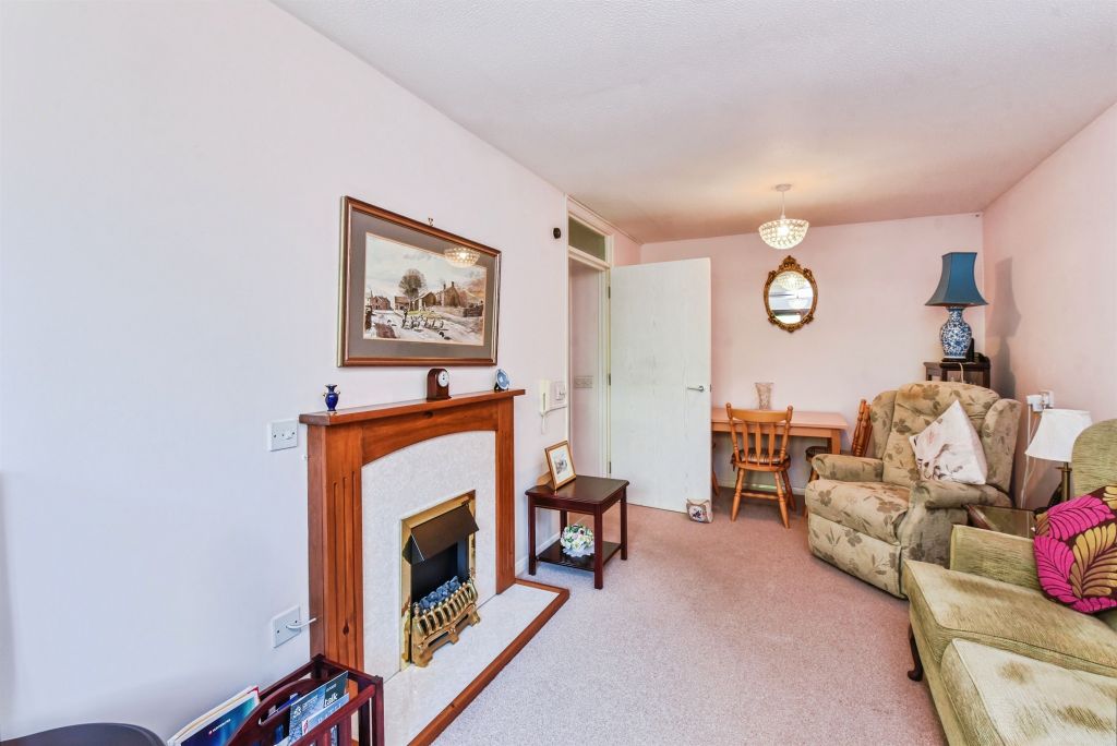 Additional image 5 of 2 bed flat for saleLangley Road, Chippenham SN15