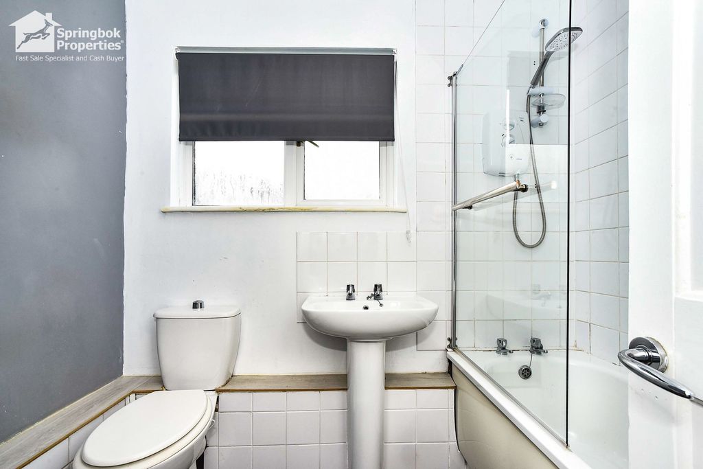 Additional image 8 of 1 bed flat for saleHighgrove Close, Calne, Wiltshire SN11