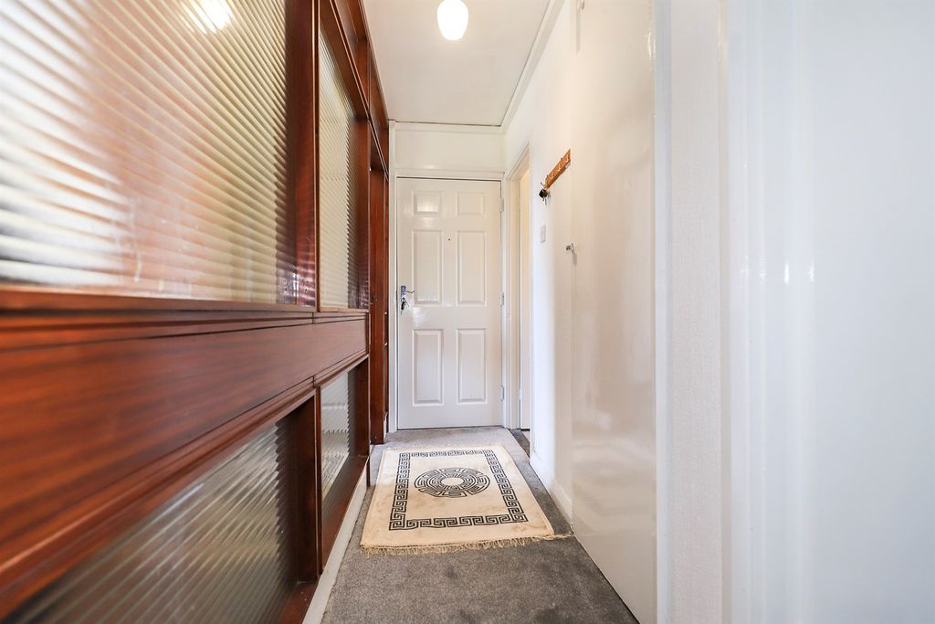 Additional image 8 of 2 bed flat for saleNewbridge Crescent, Wolverhampton WV6