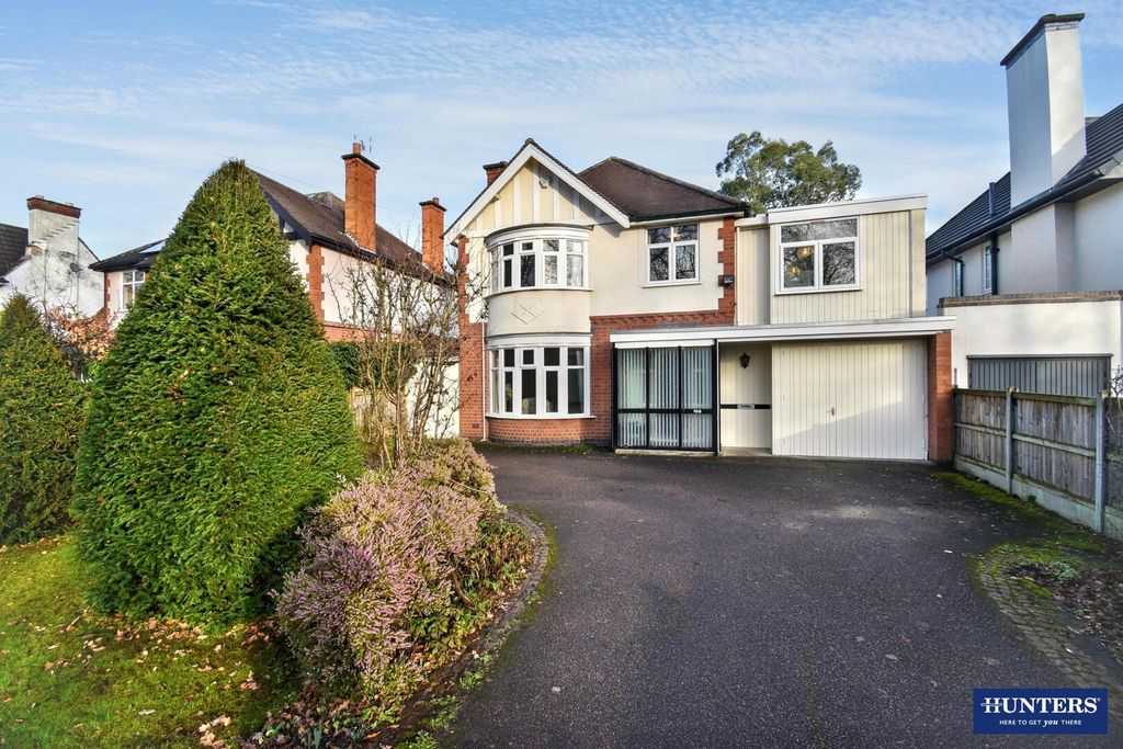 4 bed detached house for saleSaffron Road, South Wigston, Leicestershire LE18