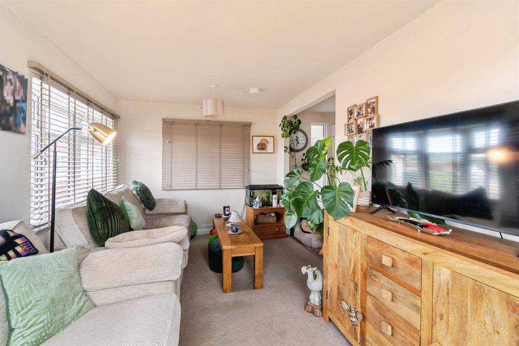 Additional image 4 of 2 bed mobile/park home for saleLycetts Orchard, Box, Corsham SN13