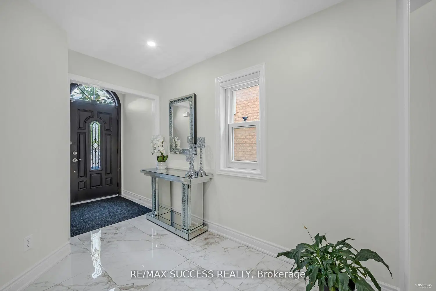 Additional image 2 of 63 Blue Spruce Street