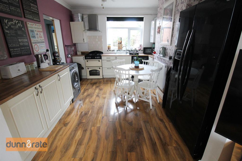 Additional image 7 of 4 bed semi-detached house for saleGordon Avenue, Sneyd Green, Stoke-On-Trent ST6